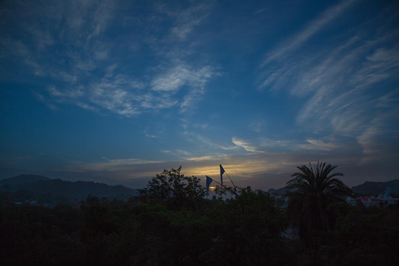 Hotel The Colonial Manek Manor Mount Abu Exterior foto